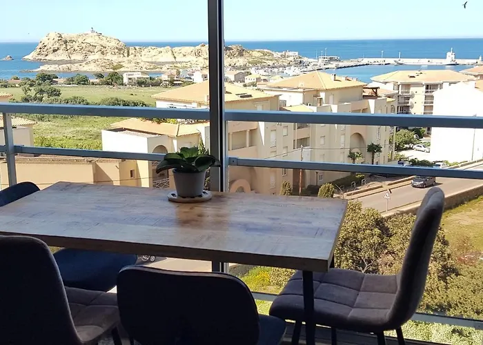 Très Beau Duplex Vue Panoramique Mer, Proche