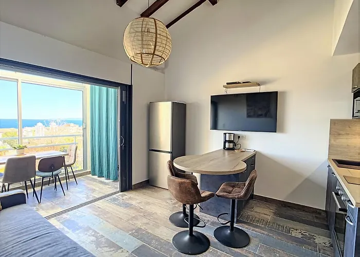 Apartament Tres Beau Duplex Vue Panoramique Mer, Proche LʼÎle-Rousse